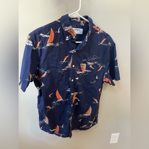 Old Navy Men's Nautical Print Button Down Shirt - Picture 1 of 4